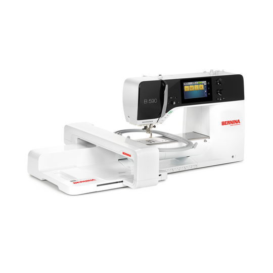 BERNINA B 590 Stickmaschine in weisser Ausf&uuml;hrung mit angebautem Stickmodul, Stickrahmen und Farbdisplay, freigestellt auf weissem Hintergrund image number