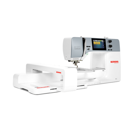 BERNINA B 570 QE mit angebautem Stickmodul auf schwarzem Hintergrund, seitliche Ansicht mit sichtbarem Farbdisplay und N&auml;harm image number