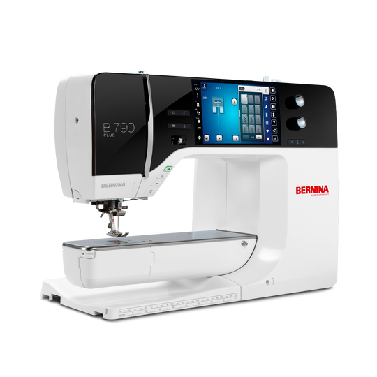 BERNINA B 790 PLUS N&auml;hmaschine in weissem Gehaeuse mit grossem farbigen Touchscreen und freiem Arm, seitlich das rote BERNINA Logo image number